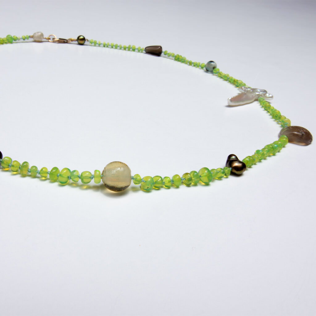 opals sourapple detail